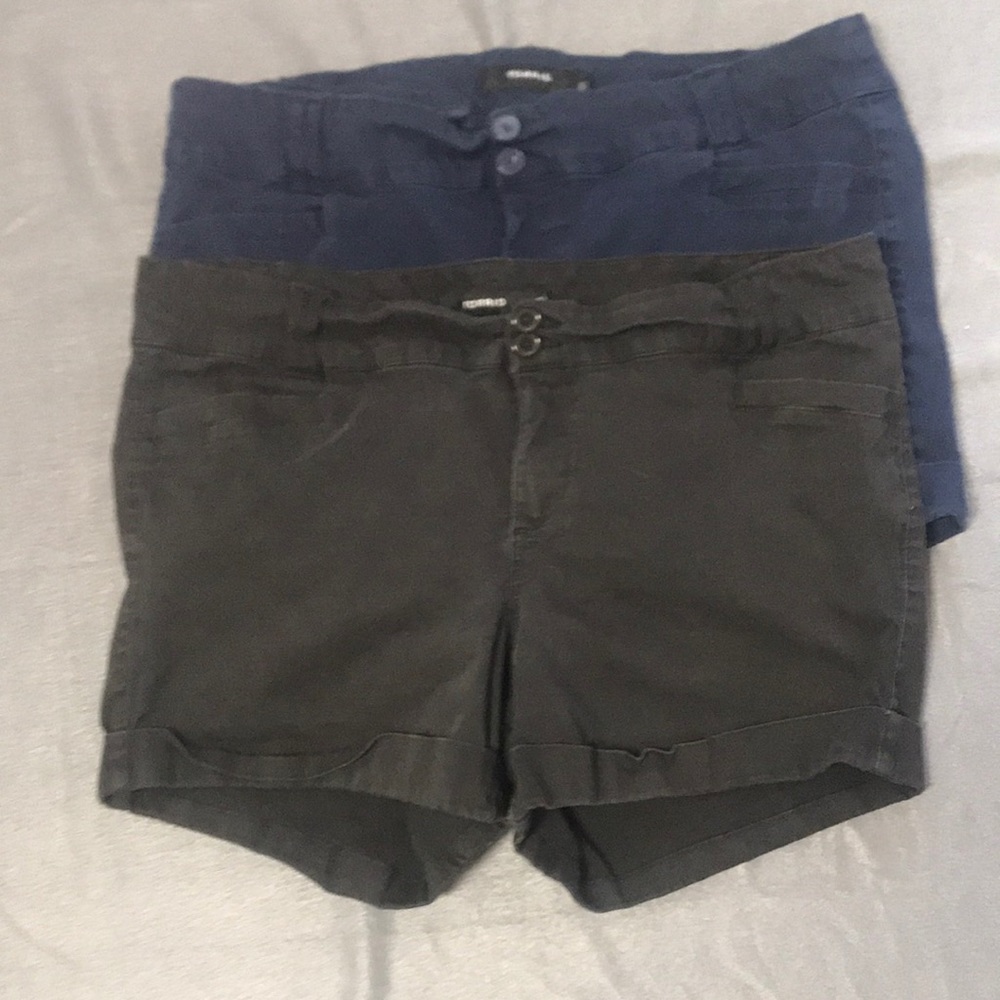 Torrid Shorts 2 Pair Sz 16 Blue Black